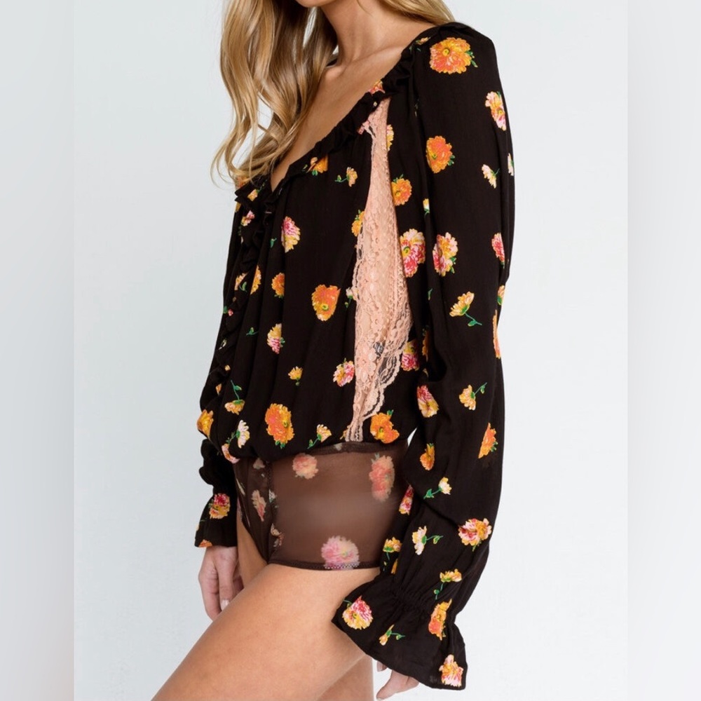 Intimately Free People Poppy Printed bodysuit blouse size M EC~